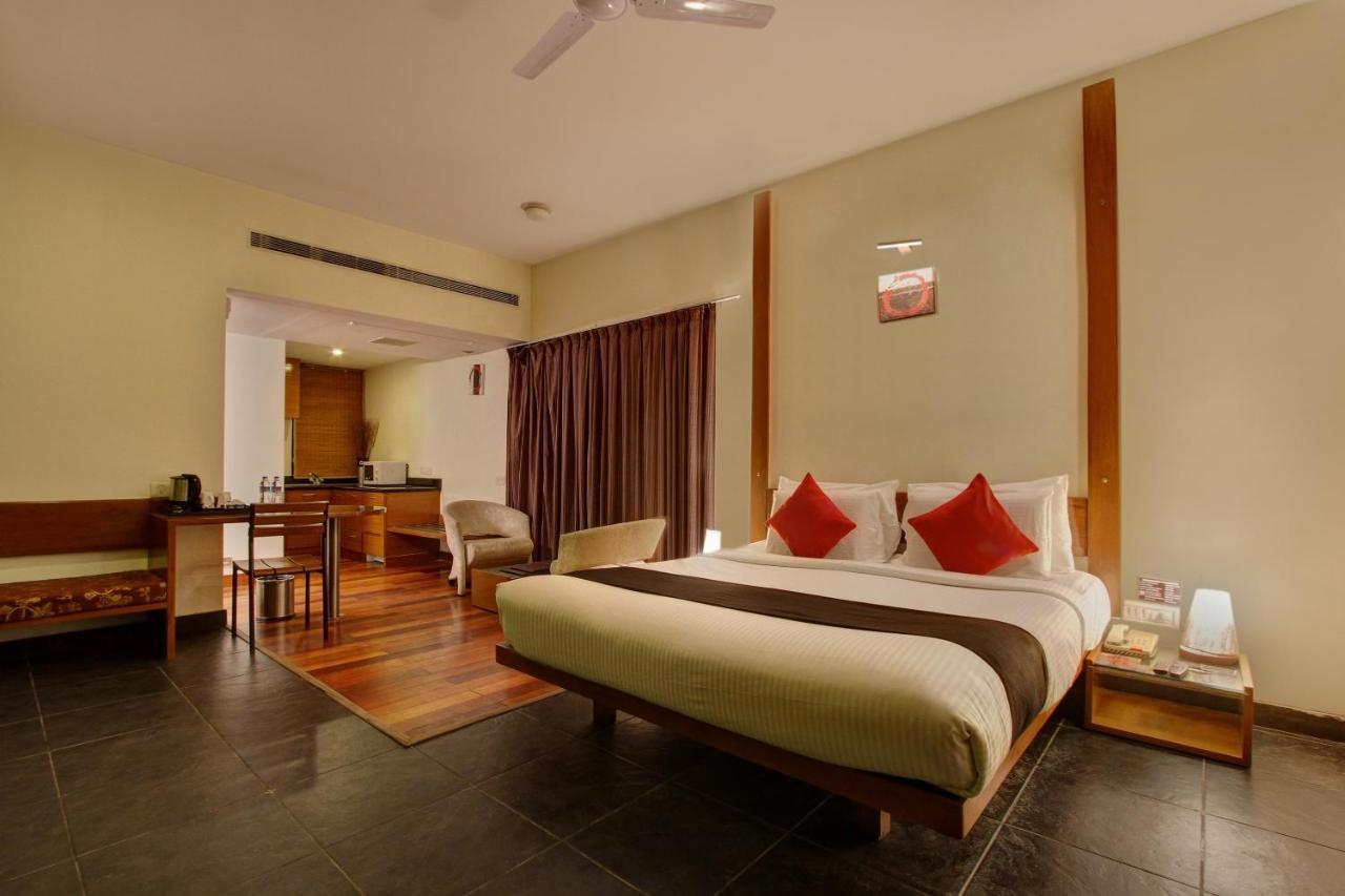 Capital O 16165 Cartier Hotel Bangalore Ruang foto