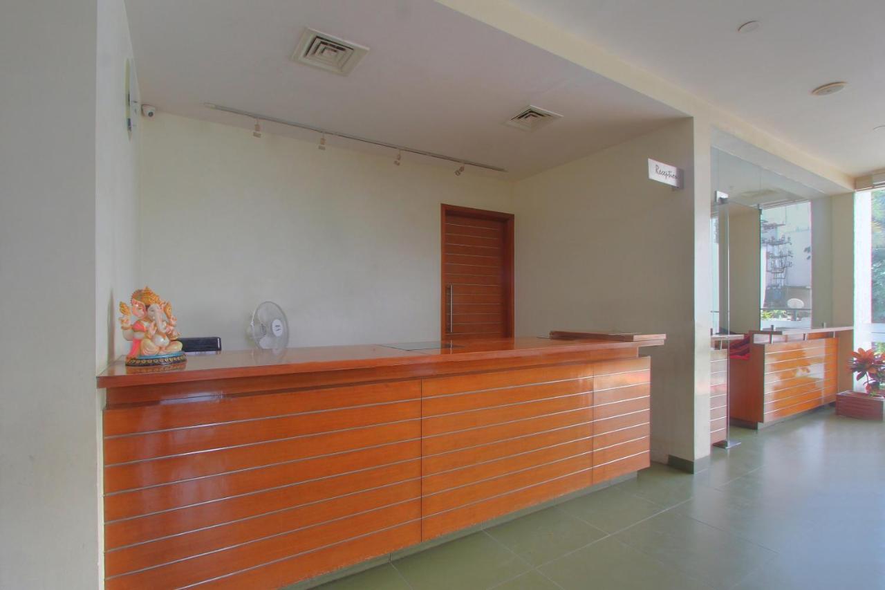 Capital O 16165 Cartier Hotel Bangalore Bagian luar foto