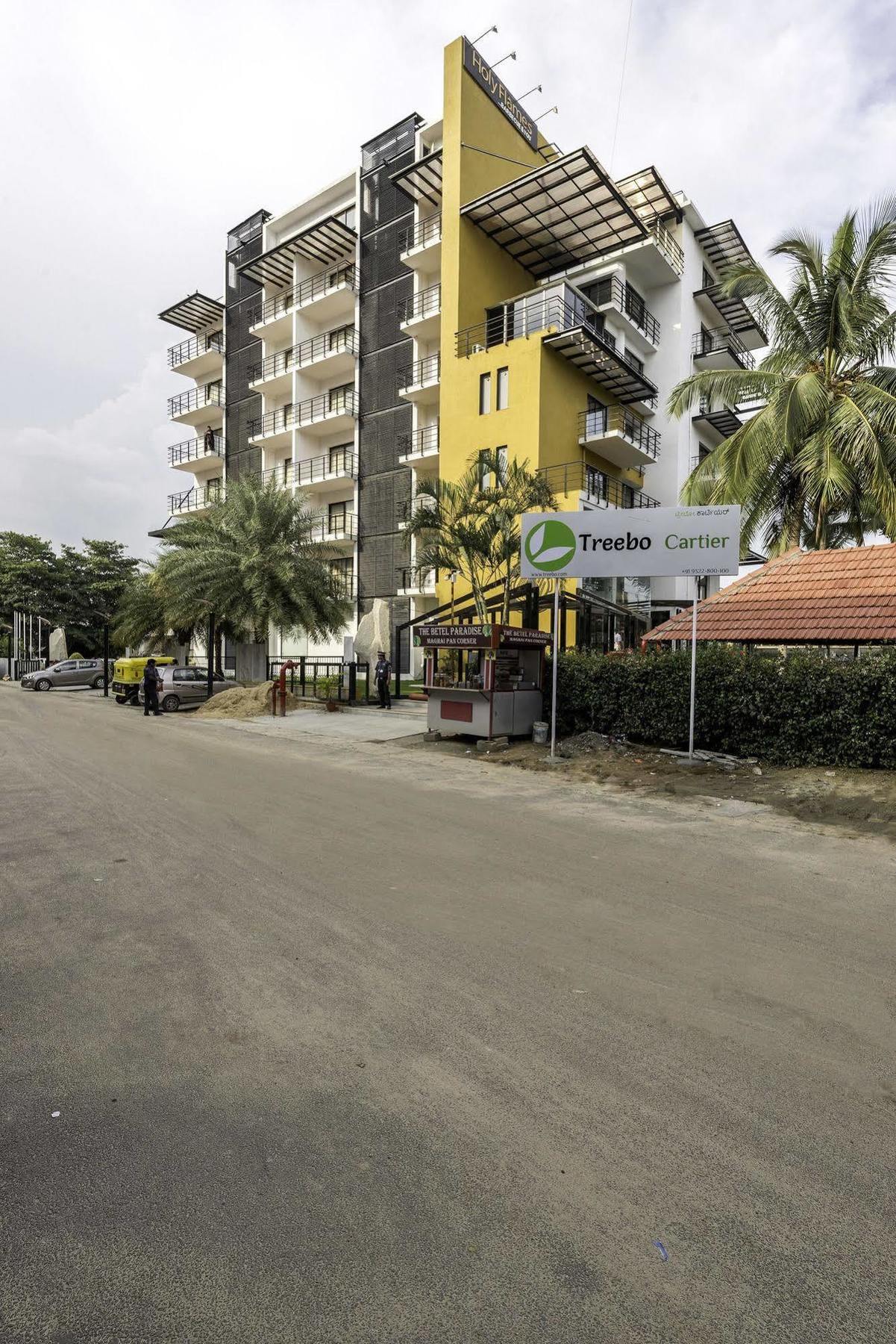Capital O 16165 Cartier Hotel Bangalore Bagian luar foto
